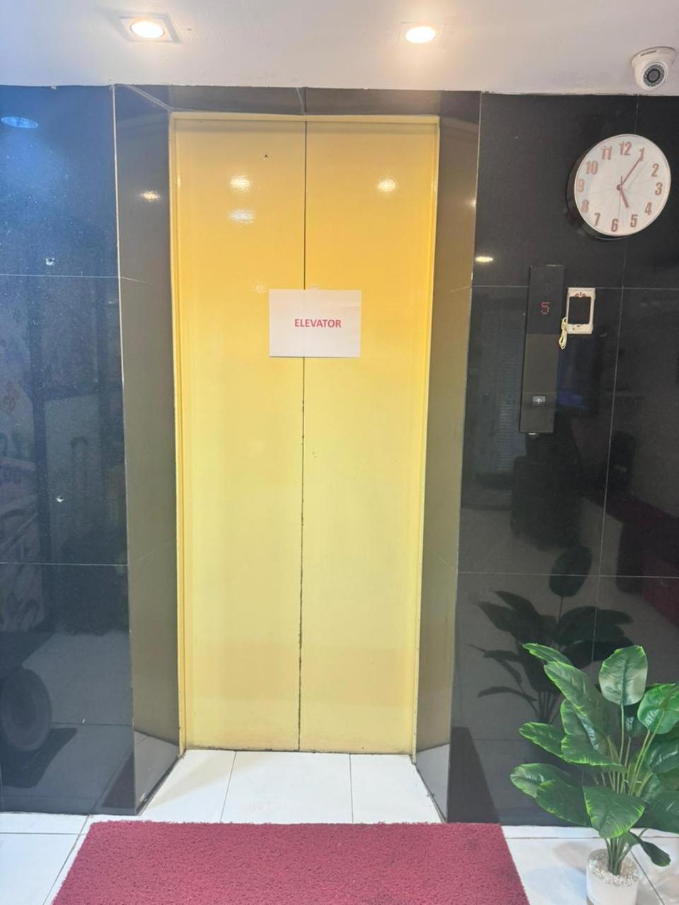 Miracle Gallery Hotel Makkasan Exterior foto
